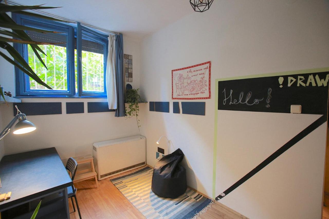 Film Poster Or Coffee Basement With Terrace Apartamento Budapest